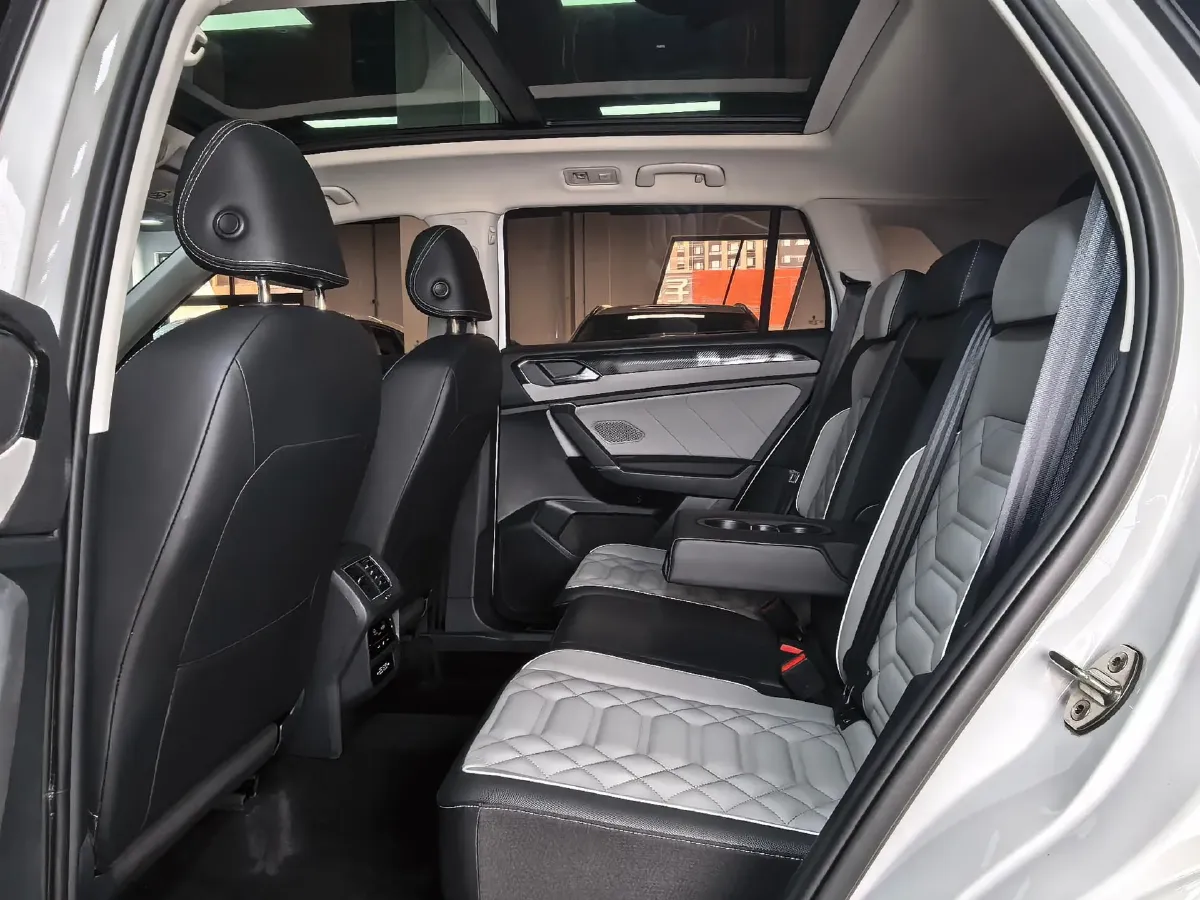 2023 Volkswagen Tayron 1.4T 150HP L4 7DCT,autocango,china used car exporter,china ev exporter,chinese used car exporter,chinese used ev exporter