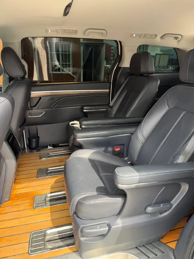 2023 GAC Trumpchi M8 2.0T 252HP L4 8AT,autocango,china used car exporter,china ev exporter,chinese used car exporter,chinese used ev exporter