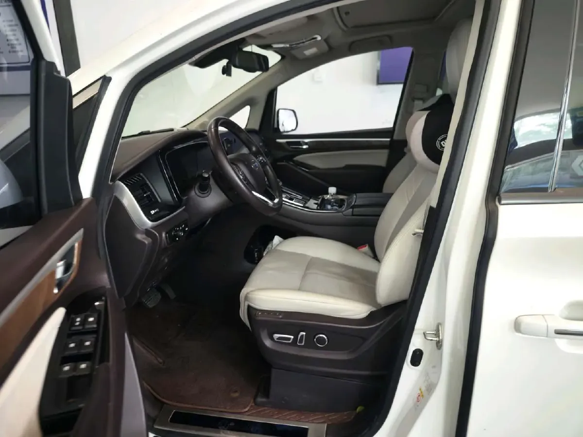 2021 GAC Trumpchi M8 2.0T 252HP L4 8AT,autocango,china used car exporter,china ev exporter,chinese used car exporter,chinese used ev exporter