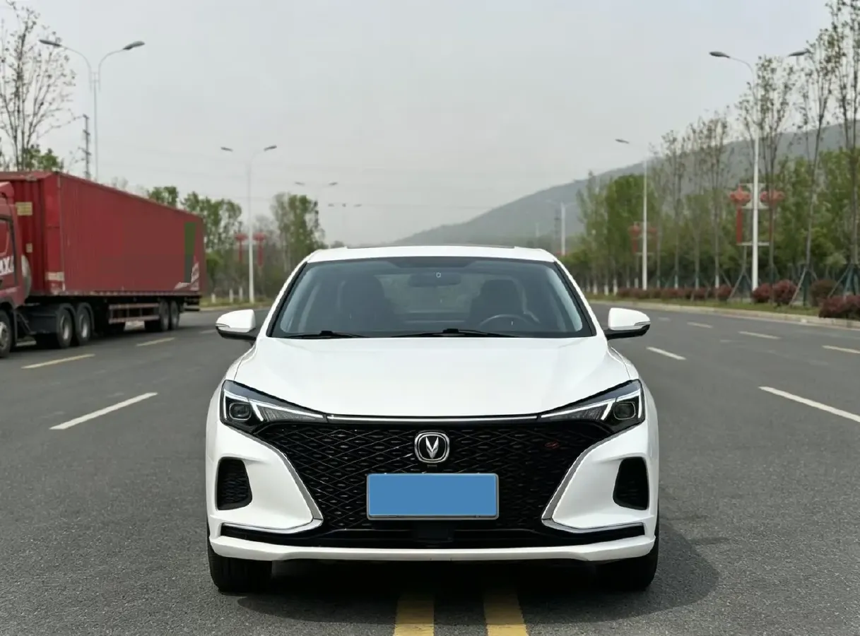 2020 ChangAn Eado 1.4T 158HP L4 7DCT,autocango,china used car exporter,china ev exporter,chinese used car exporter,chinese used ev exporter