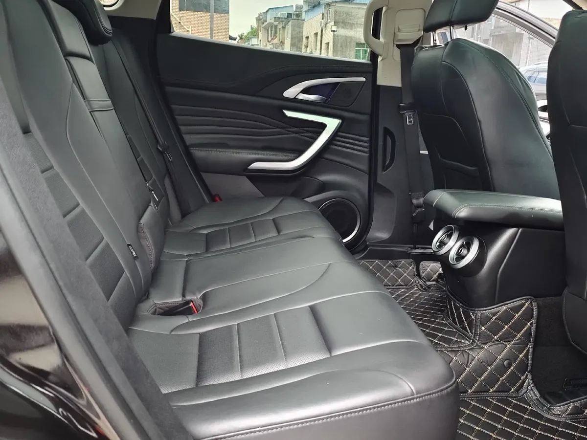 2019 WEY VV7 2.0T 234HP L4 7DCT,autocango,china used car exporter,china ev exporter,chinese used car exporter,chinese used ev exporter