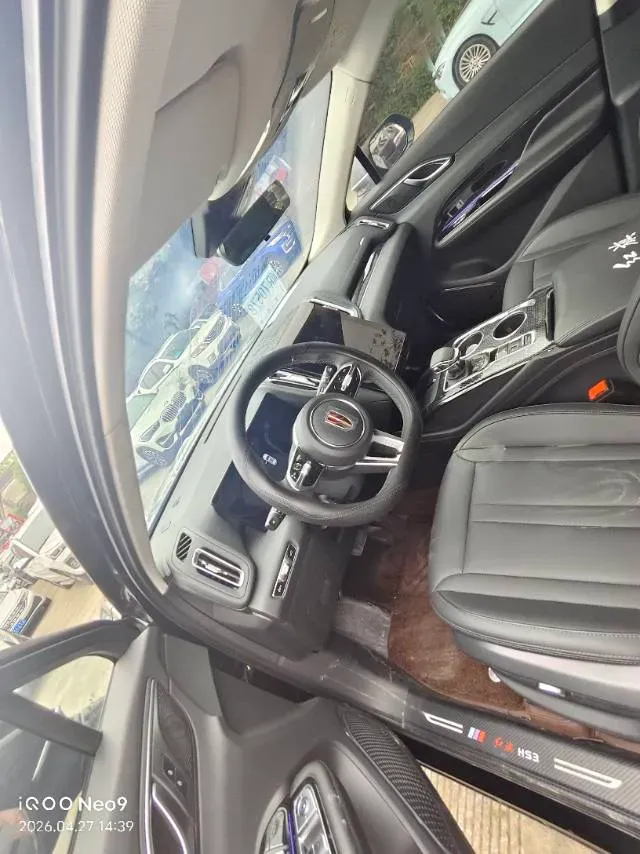 2024 HongQi HS3 1.5T 169HP L4 7DCT,autocango,china used car exporter,china ev exporter,chinese used car exporter,chinese used ev exporter