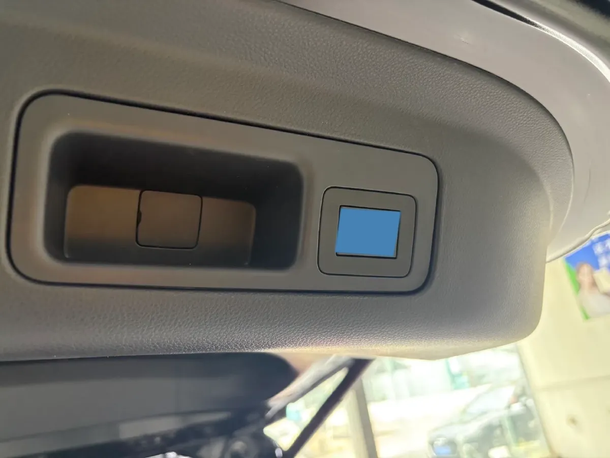 2021 GAC Trumpchi M8 2.0T 252HP L4 8AT,autocango,china used car exporter,china ev exporter,chinese used car exporter,chinese used ev exporter