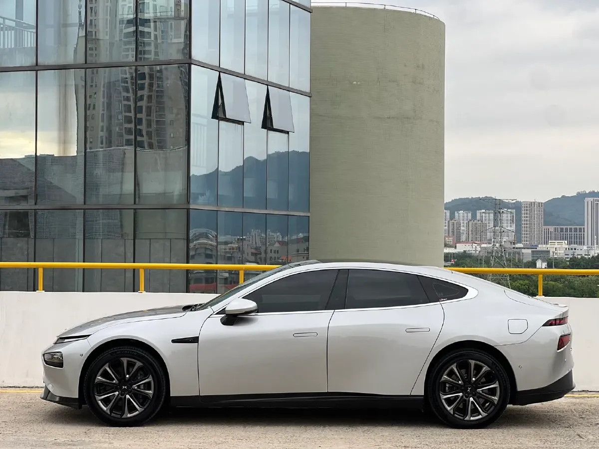 2022 Xpeng P7 BEV 70.8KWH,autocango,china used car exporter,china ev exporter,chinese used car exporter,chinese used ev exporter