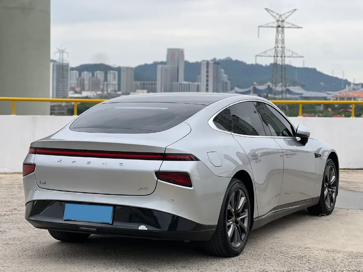 2022 Xpeng P7 BEV 70.8KWH,autocango,china used car exporter,china ev exporter,chinese used car exporter,chinese used ev exporter