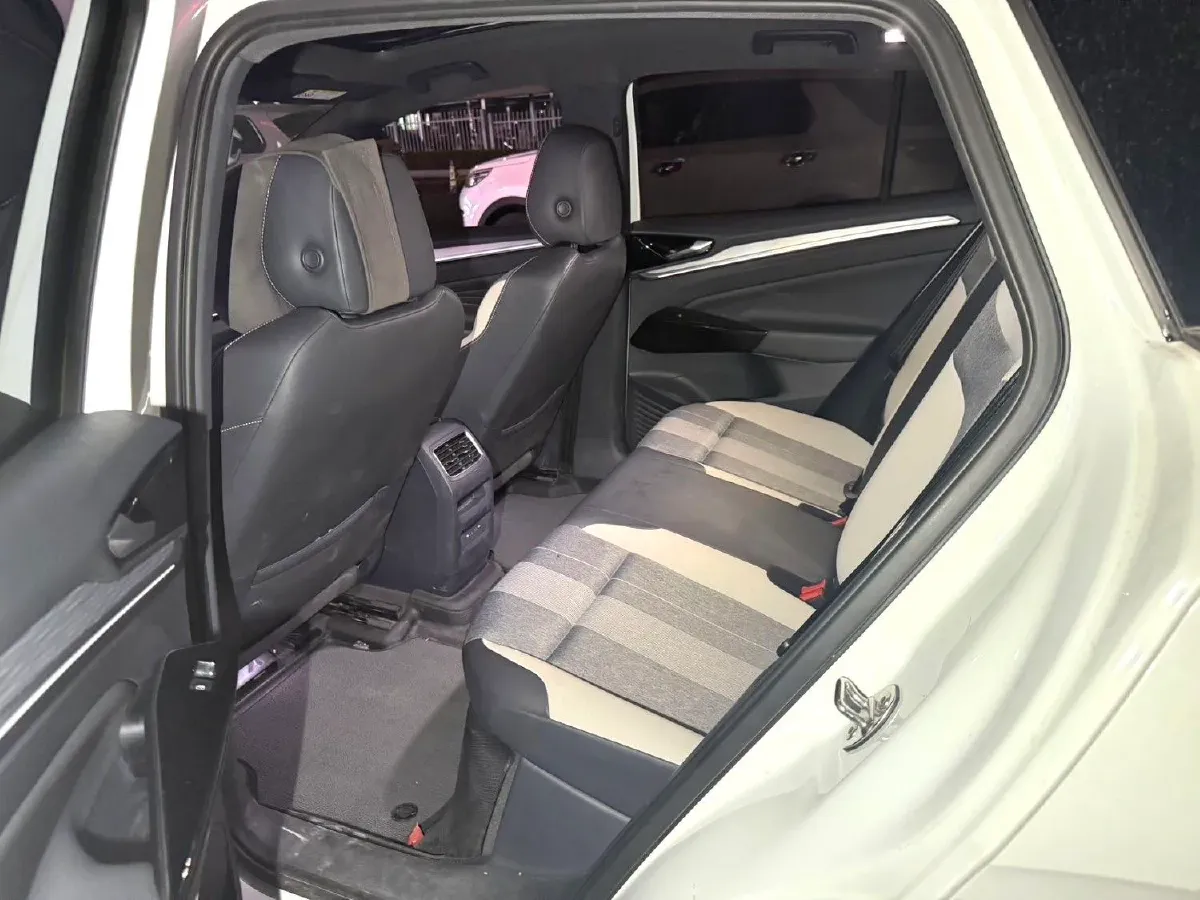 2021 Volkswagen ID.4 Crozz BEV 84.8KWH,autocango,china used car exporter,china ev exporter,chinese used car exporter,chinese used ev exporter