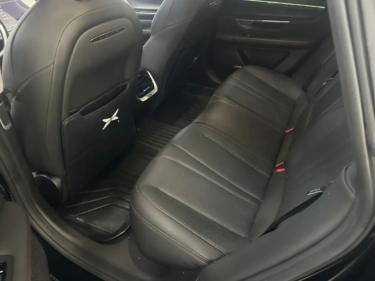 2023 Xpeng P7 BEV 70.8KWH,autocango,china used car exporter,china ev exporter,chinese used car exporter,chinese used ev exporter