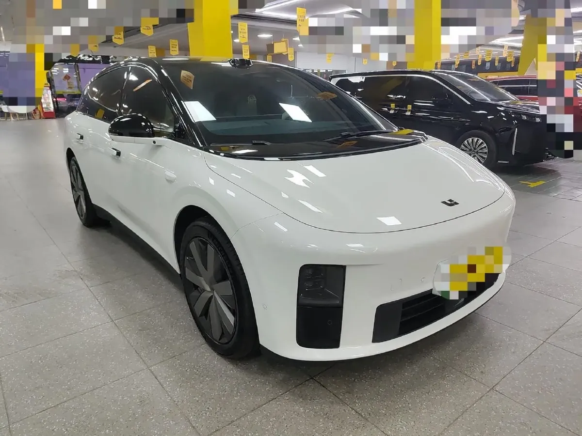 2025 Li i6 BEV,autocango,china used car exporter,china ev exporter,chinese used car exporter,chinese used ev exporter