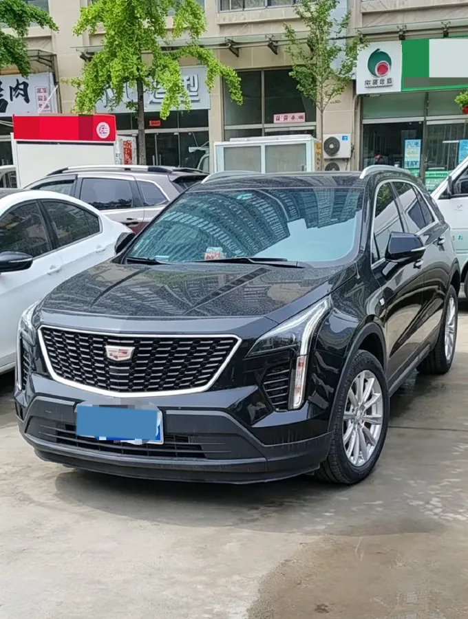 2022 Cadillac XT4 2.0T 237HP L4 9AT,autocango,china used car exporter,china ev exporter,chinese used car exporter,chinese used ev exporter