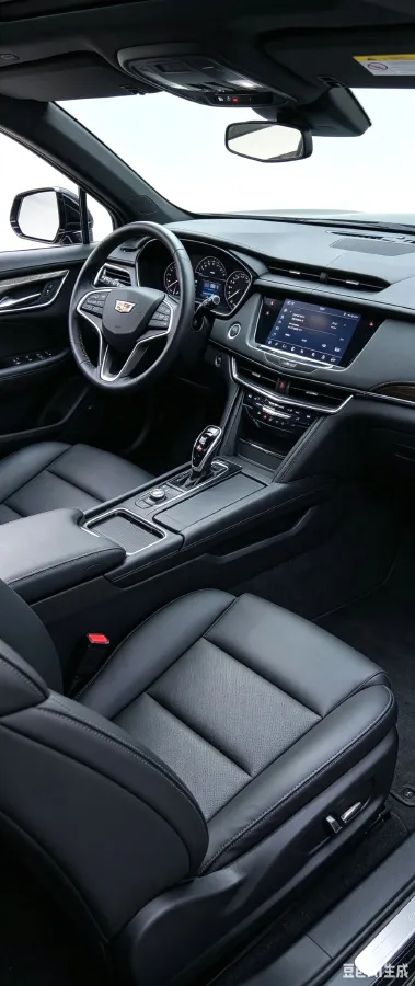 2022 Cadillac XT4 2.0T 237HP L4 9AT,autocango,china used car exporter,china ev exporter,chinese used car exporter,chinese used ev exporter