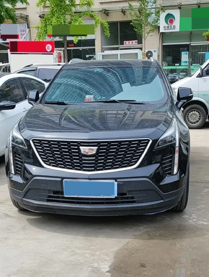 2022 Cadillac XT4 2.0T 237HP L4 9AT,autocango,china used car exporter,china ev exporter,chinese used car exporter,chinese used ev exporter