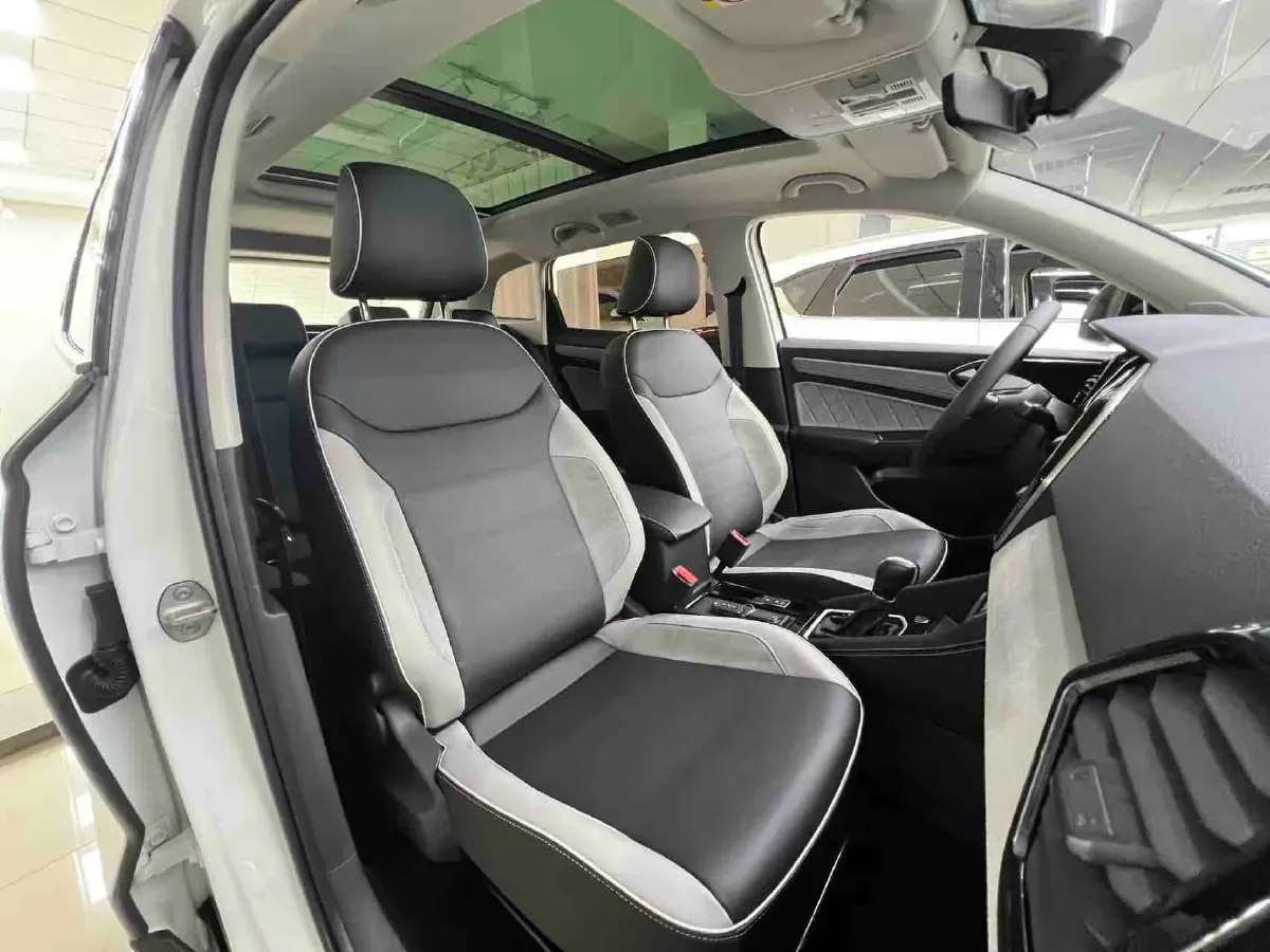 2023 Jetta VS7 1.4T 150HP L4 6AT,autocango,china used car exporter,china ev exporter,chinese used car exporter,chinese used ev exporter