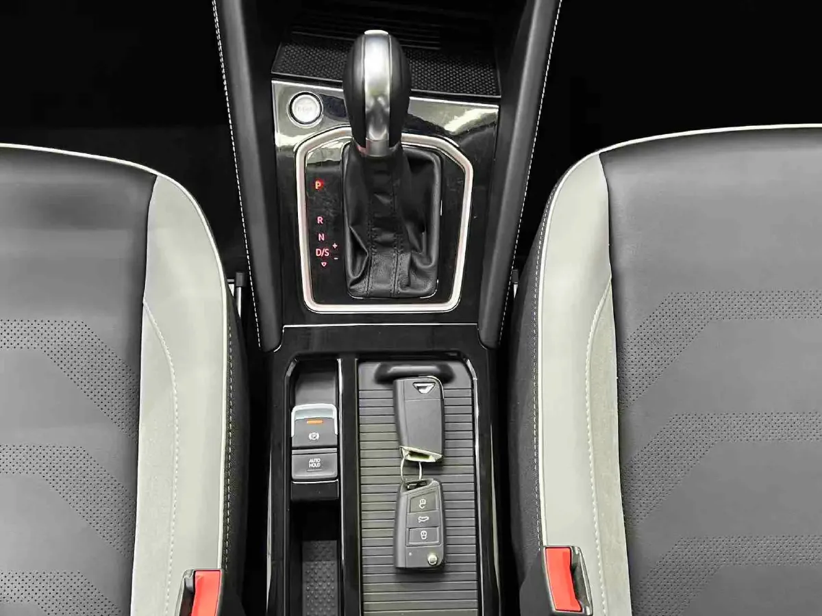 2023 Jetta VS7 1.4T 150HP L4 6AT,autocango,china used car exporter,china ev exporter,chinese used car exporter,chinese used ev exporter