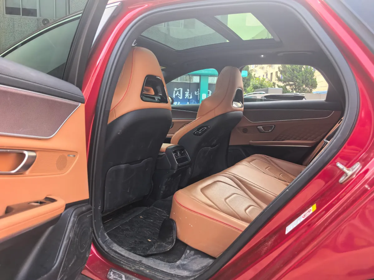 2022 Volkswagen Tiguan L 2.0T 186HP L4 7DCT,autocango,china used car exporter,china ev exporter,chinese used car exporter,chinese used ev exporter