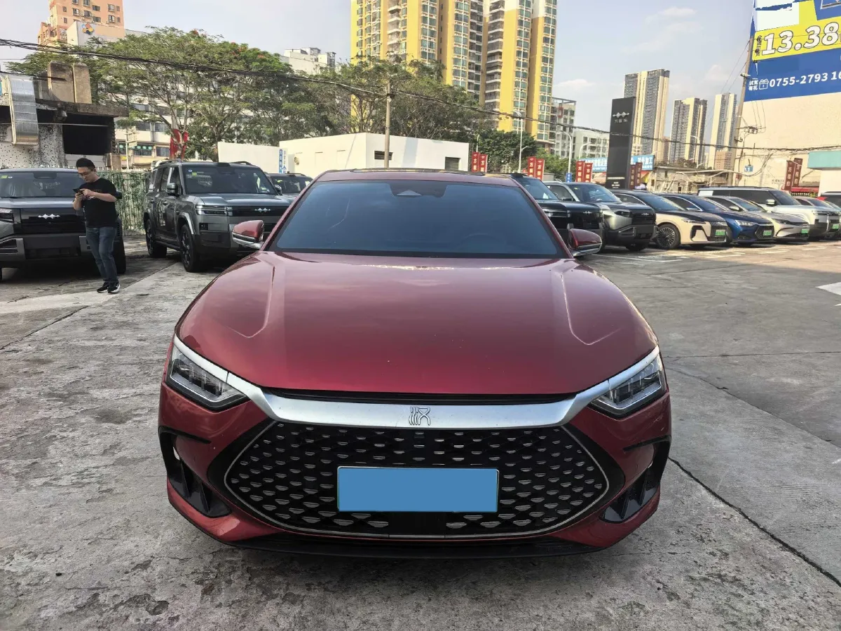 2022 Volkswagen Tiguan L 2.0T 186HP L4 7DCT,autocango,china used car exporter,china ev exporter,chinese used car exporter,chinese used ev exporter