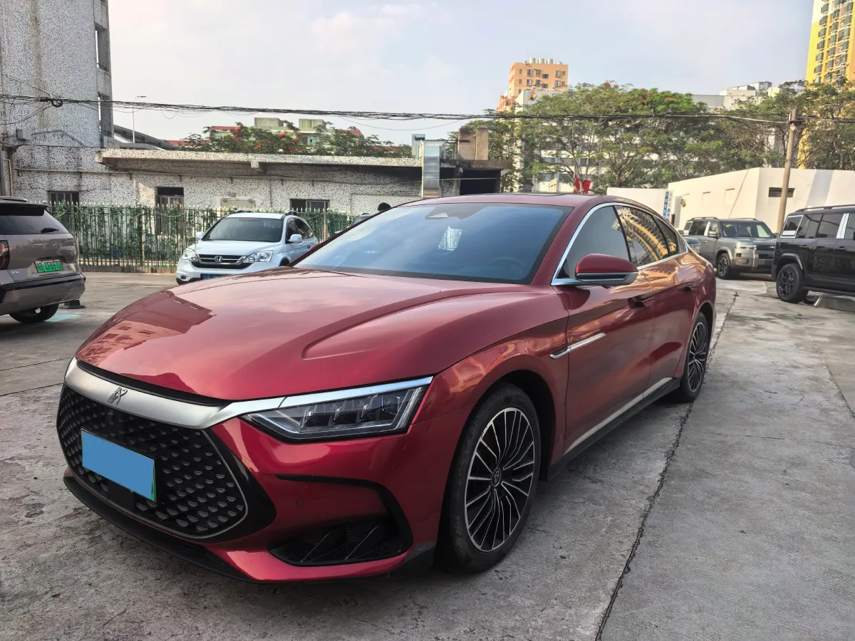 2022 Volkswagen Tiguan L 2.0T 186HP L4 7DCT,autocango,china used car exporter,china ev exporter,chinese used car exporter,chinese used ev exporter