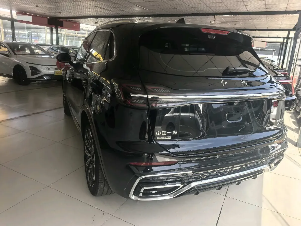 2023 HongQi HS5 2.0T 252HP L4 8AT,autocango,china used car exporter,china ev exporter,chinese used car exporter,chinese used ev exporter