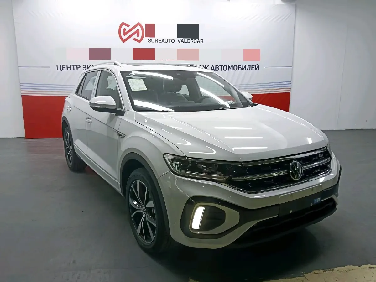 2025 Volkswagen T-Roc 1.5T 160HP L4 7DCT,autocango,china used car exporter,china ev exporter,chinese used car exporter,chinese used ev exporter