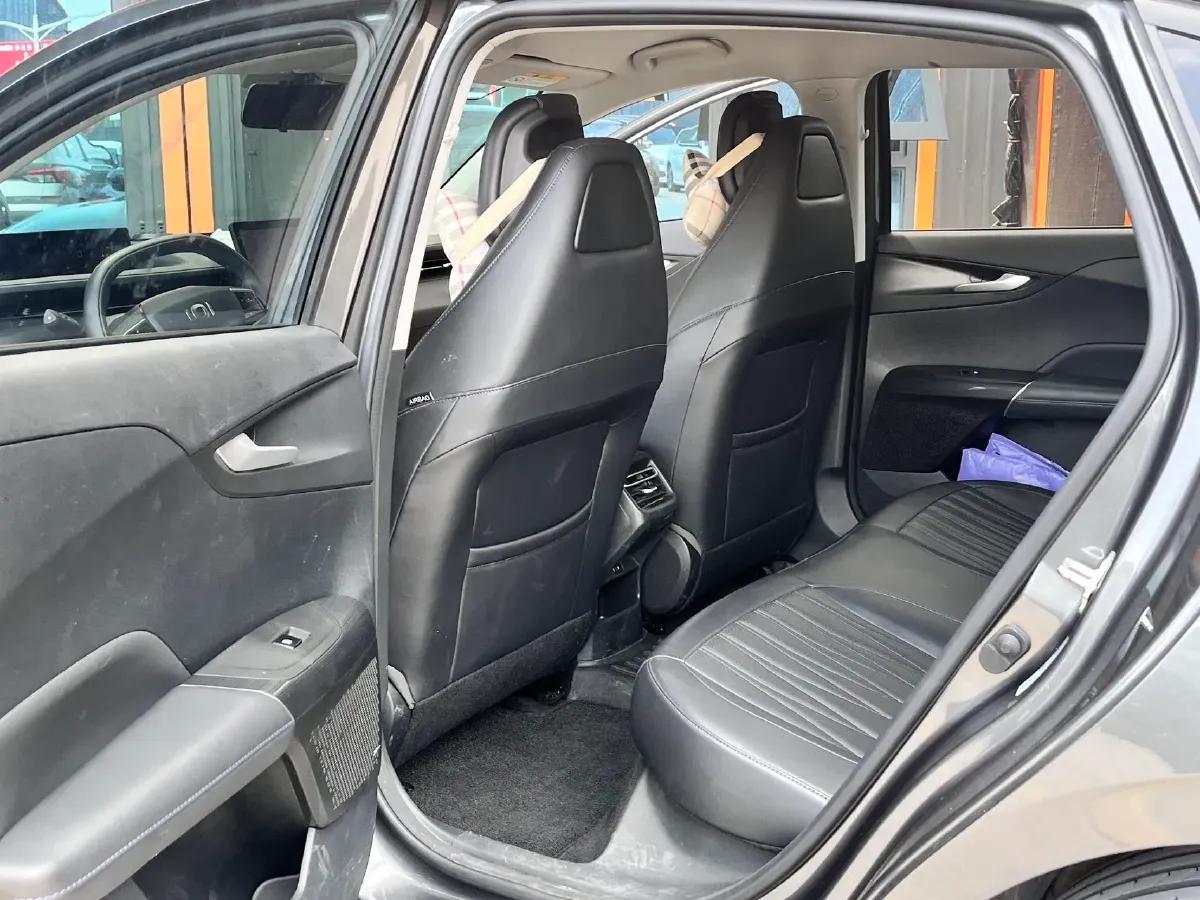 2024 ChangAn QiYuan A05 1.5L 110HP L4 E-CVT PHEV 18.99KWH,autocango,china used car exporter,china ev exporter,chinese used car exporter,chinese used ev exporter