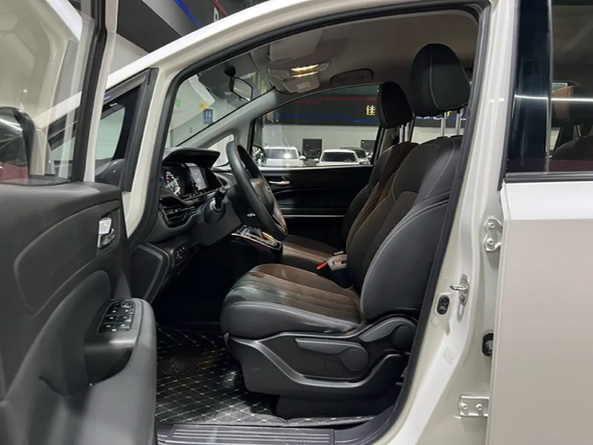 2021 GAC Trumpchi M6 1.5T 169HP L4 7DCT,autocango,china used car exporter,china ev exporter,chinese used car exporter,chinese used ev exporter