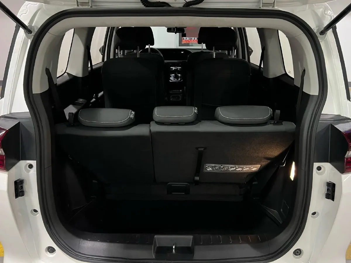 2021 GAC Trumpchi M6 1.5T 169HP L4 7DCT,autocango,china used car exporter,china ev exporter,chinese used car exporter,chinese used ev exporter