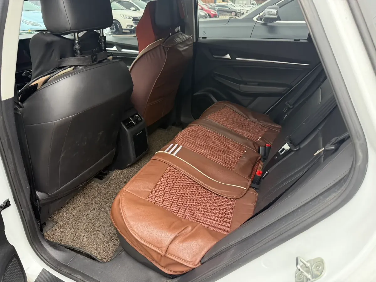 2021 Weltmeister E.5 BEV 49.92KWH,autocango,china used car exporter,china ev exporter,chinese used car exporter,chinese used ev exporter