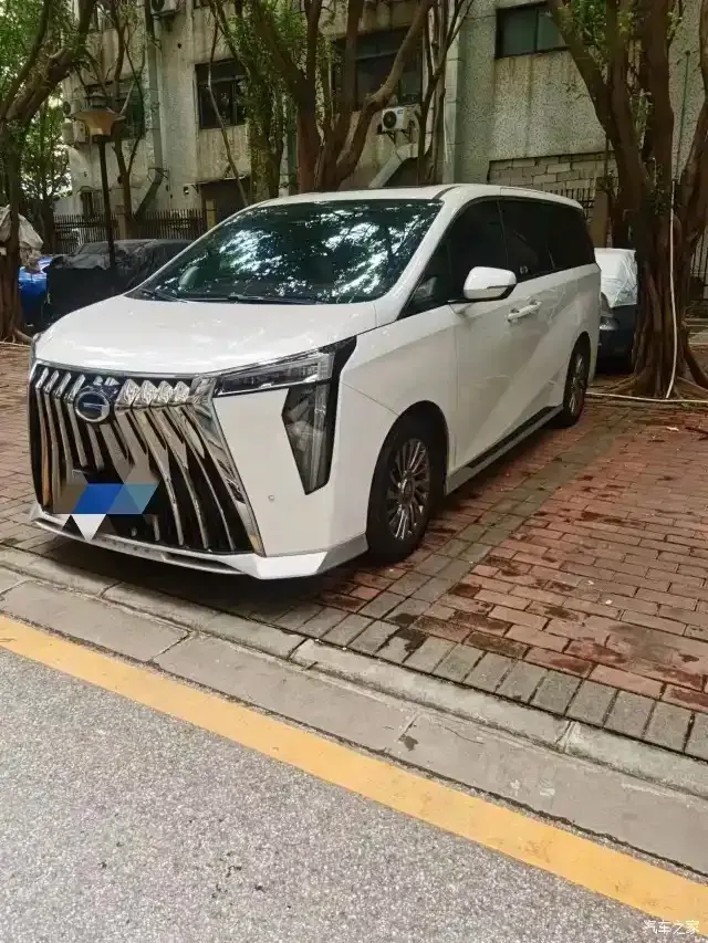 2023 GAC Trumpchi M8 2.0T 252HP L4 8AT,autocango,china used car exporter,china ev exporter,chinese used car exporter,chinese used ev exporter