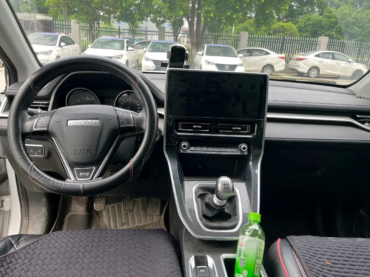 2023 Haval M6 1.5T 150HP L4 6MT,autocango,china used car exporter,china ev exporter,chinese used car exporter,chinese used ev exporter