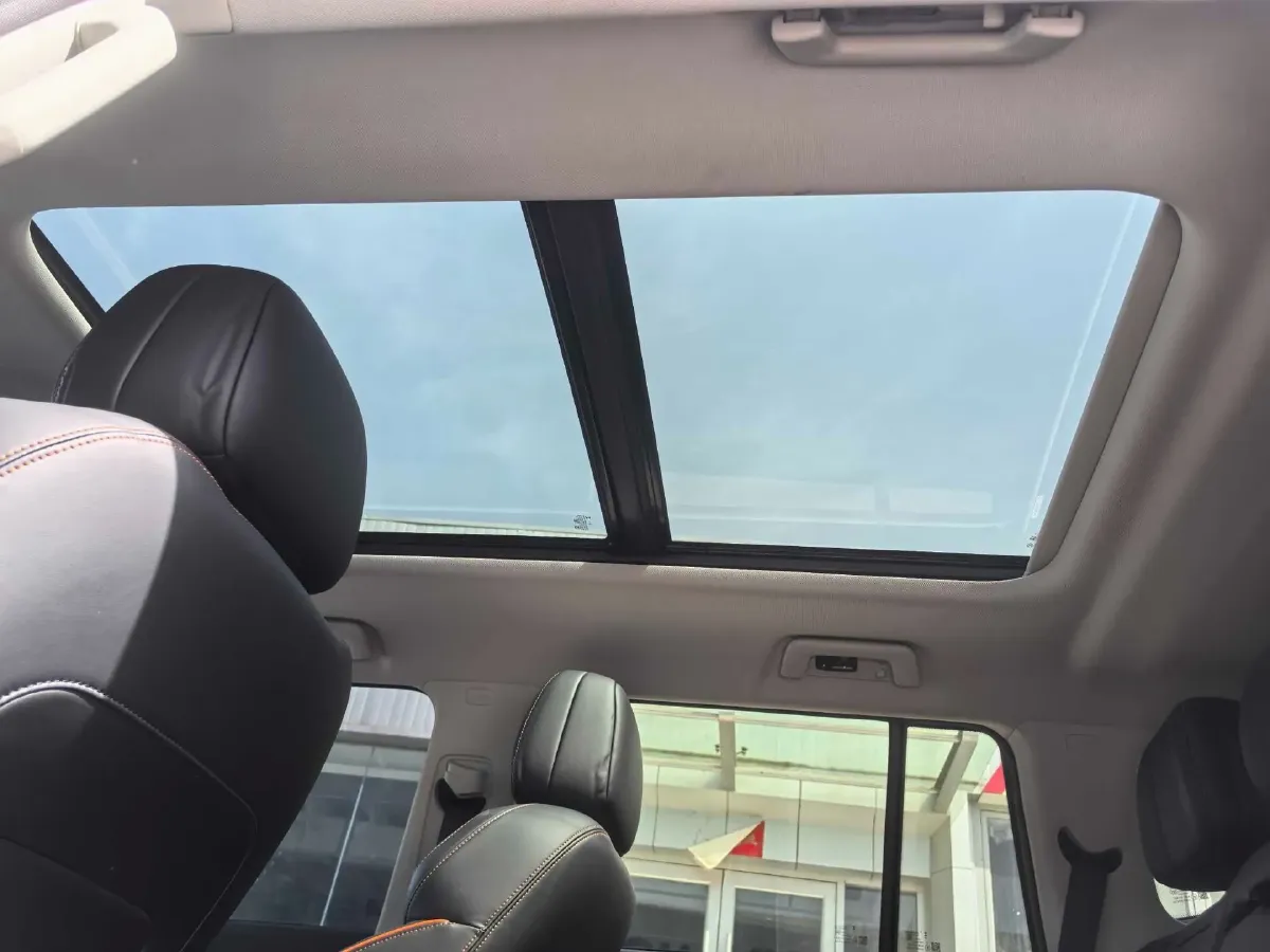 2025 Jetour Traveller 1.5T 184HP L4 7DCT,autocango,china used car exporter,china ev exporter,chinese used car exporter,chinese used ev exporter