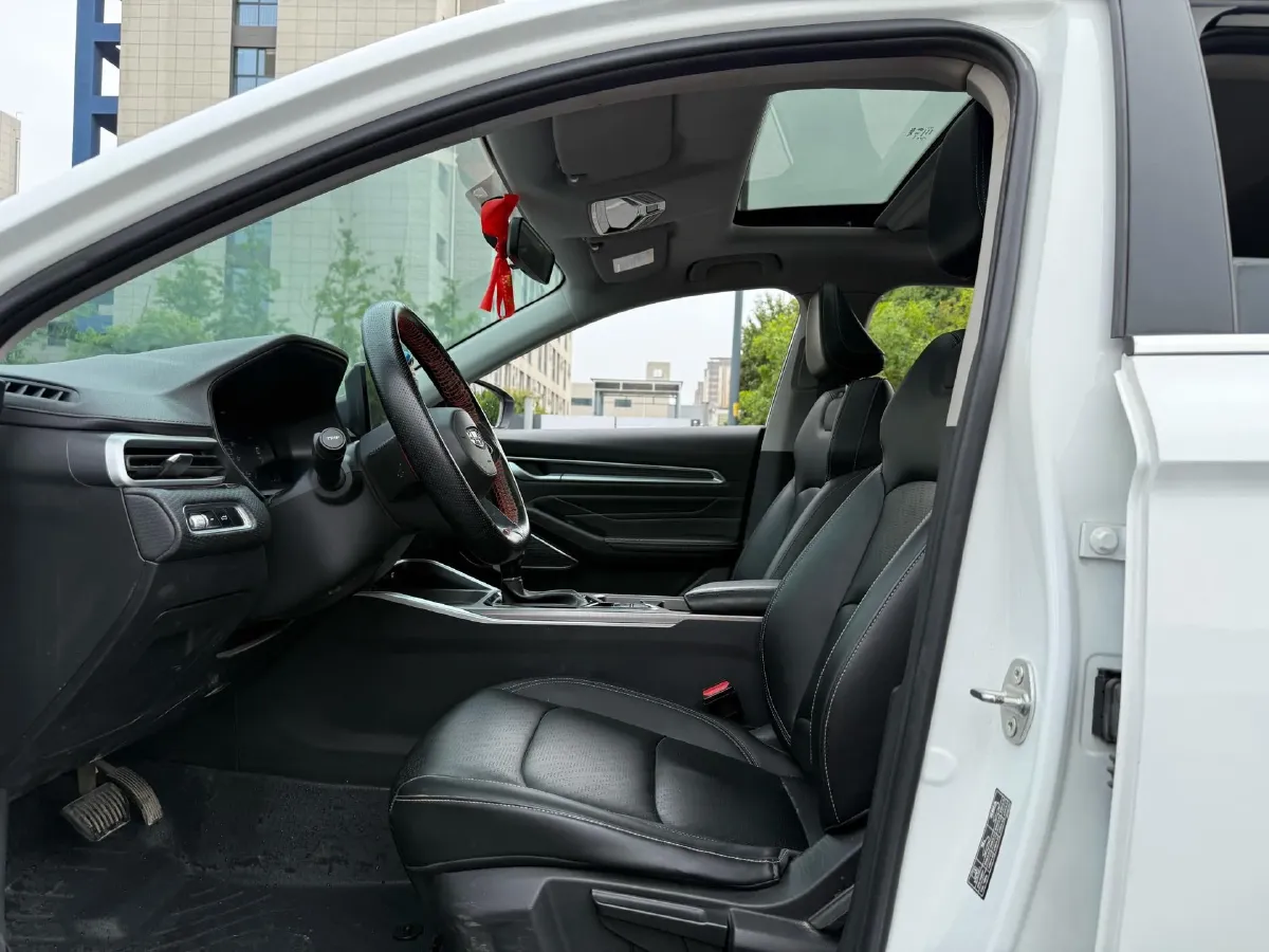 2022 Geely Emgrand 1.5L 114HP L4 CVT,autocango,china used car exporter,china ev exporter,chinese used car exporter,chinese used ev exporter