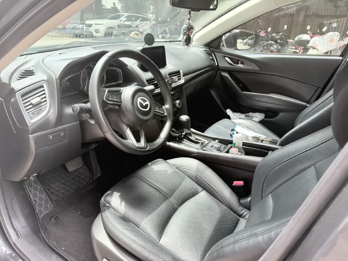 2017 Mazda 3 Axela 2.0L 158HP L4 6AT,autocango,china used car exporter,china ev exporter,chinese used car exporter,chinese used ev exporter