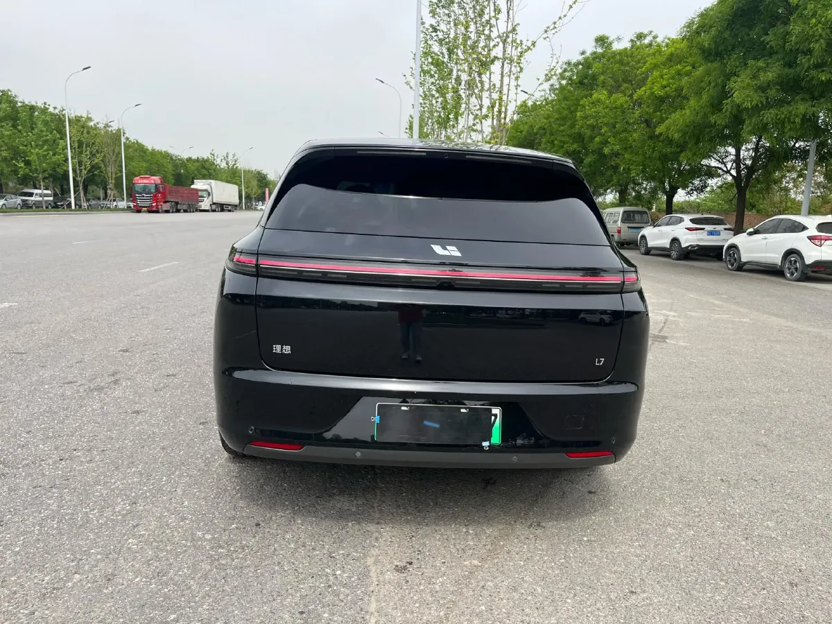 2023 Li L7 Range Extended 154HP REEV 40.9KWH,autocango,china used car exporter,china ev exporter,chinese used car exporter,chinese used ev exporter