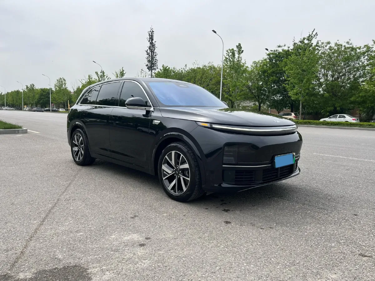 2023 Li L7 Range Extended 154HP REEV 40.9KWH,autocango,china used car exporter,china ev exporter,chinese used car exporter,chinese used ev exporter