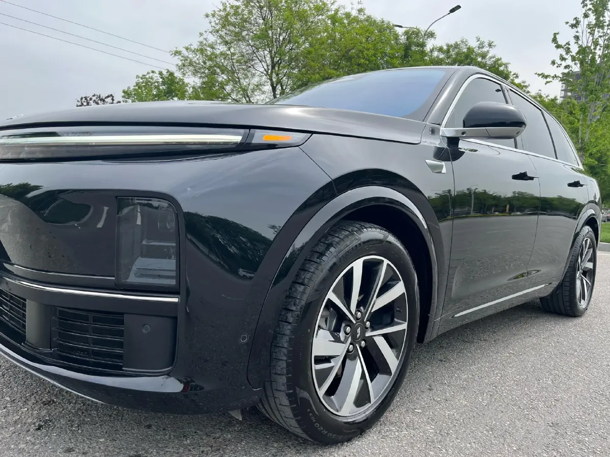 2023 Li L7 Range Extended 154HP REEV 40.9KWH,autocango,china used car exporter,china ev exporter,chinese used car exporter,chinese used ev exporter