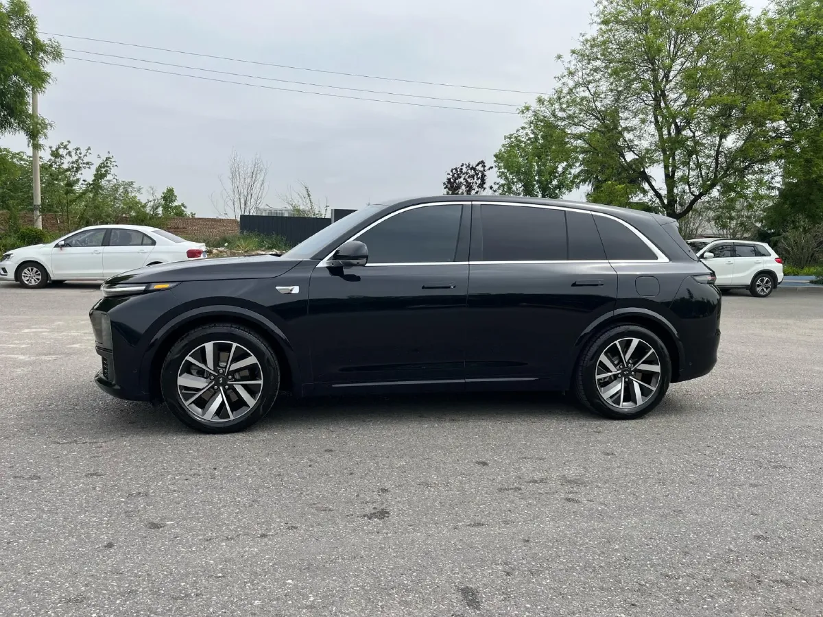 2023 Li L7 Range Extended 154HP REEV 40.9KWH,autocango,china used car exporter,china ev exporter,chinese used car exporter,chinese used ev exporter