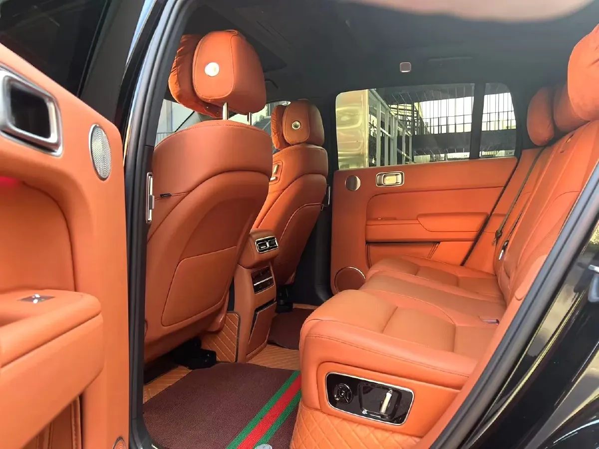 2024 Li L8 Range Extended 154HP REEV 42.8KWH,autocango,china used car exporter,china ev exporter,chinese used car exporter,chinese used ev exporter