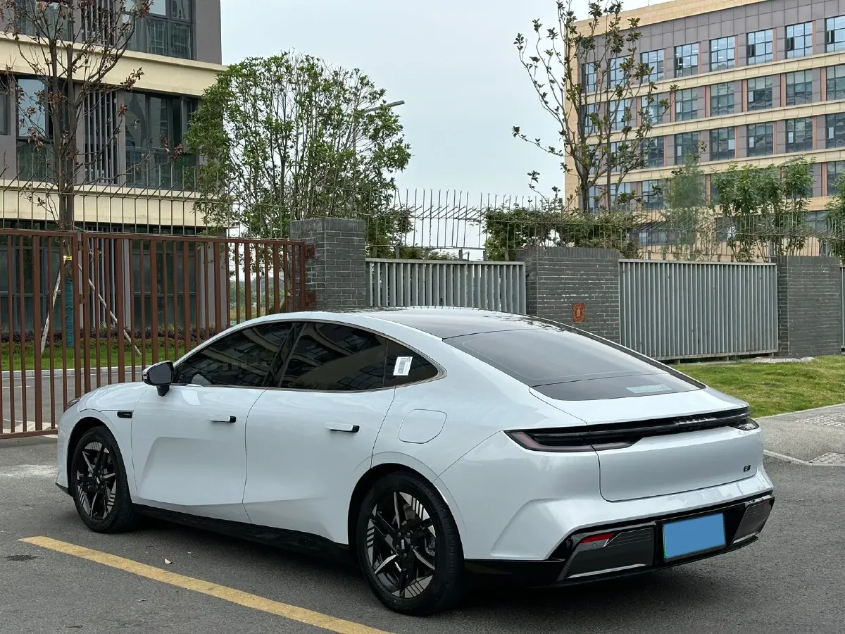 2024 Geely Galaxy E8 BEV 62KWH,autocango,china used car exporter,china ev exporter,chinese used car exporter,chinese used ev exporter