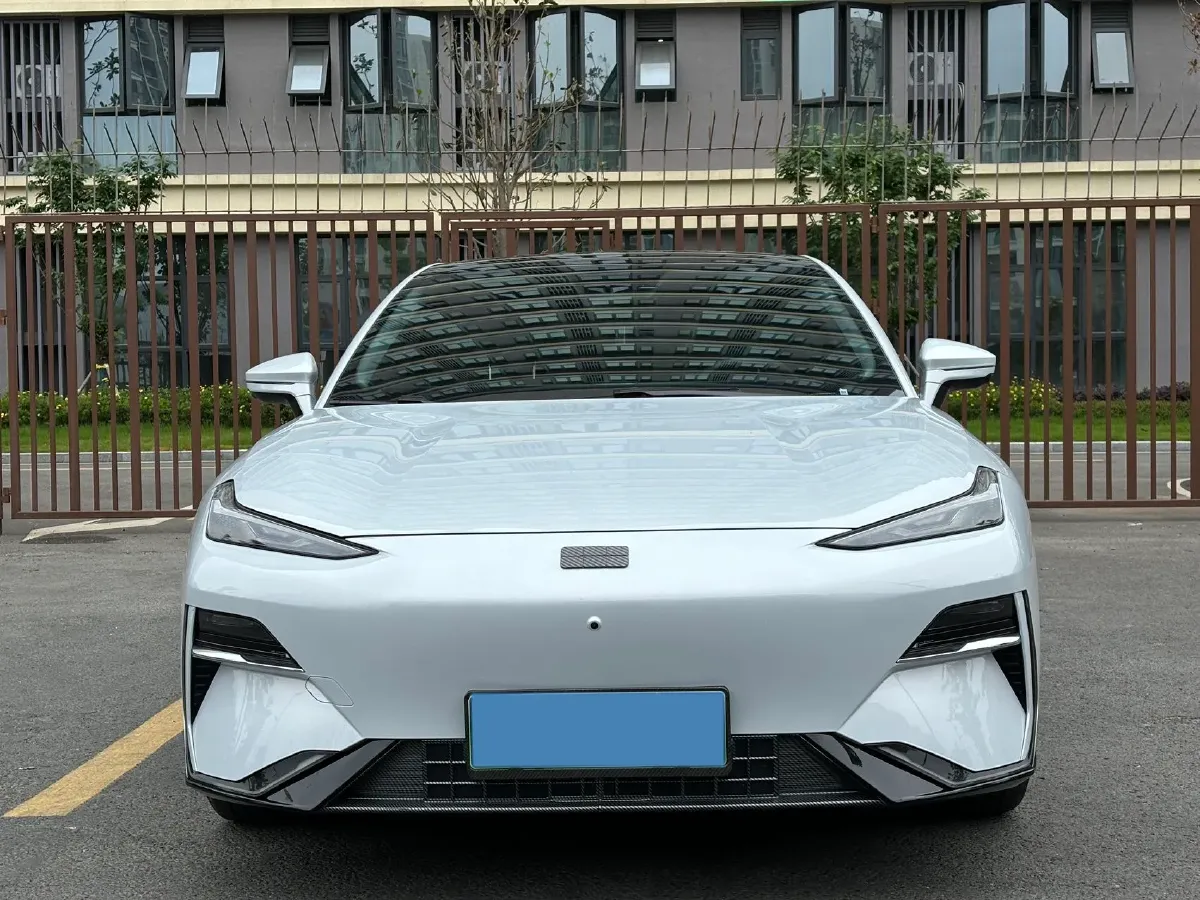 2024 Geely Galaxy E8 BEV 62KWH,autocango,china used car exporter,china ev exporter,chinese used car exporter,chinese used ev exporter