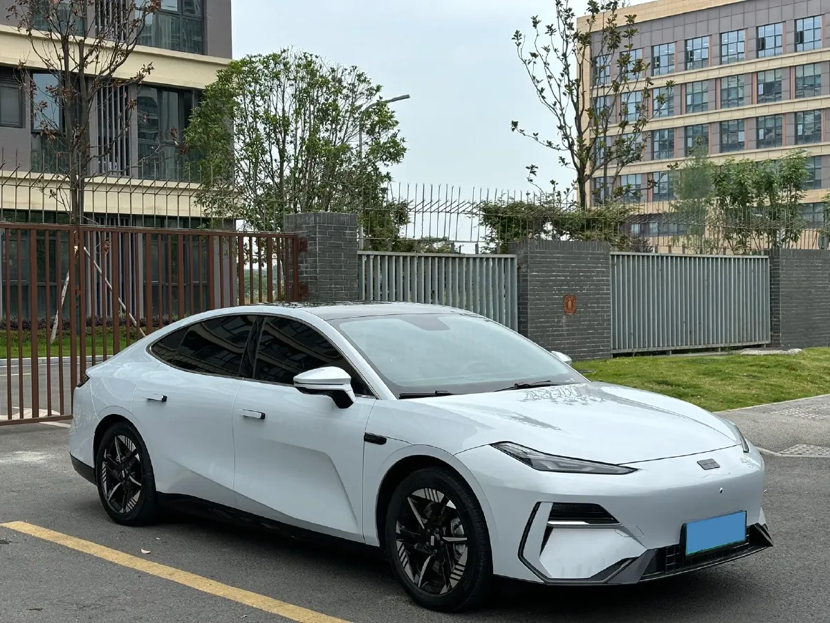 2024 Geely Galaxy E8 BEV 62KWH,autocango,china used car exporter,china ev exporter,chinese used car exporter,chinese used ev exporter