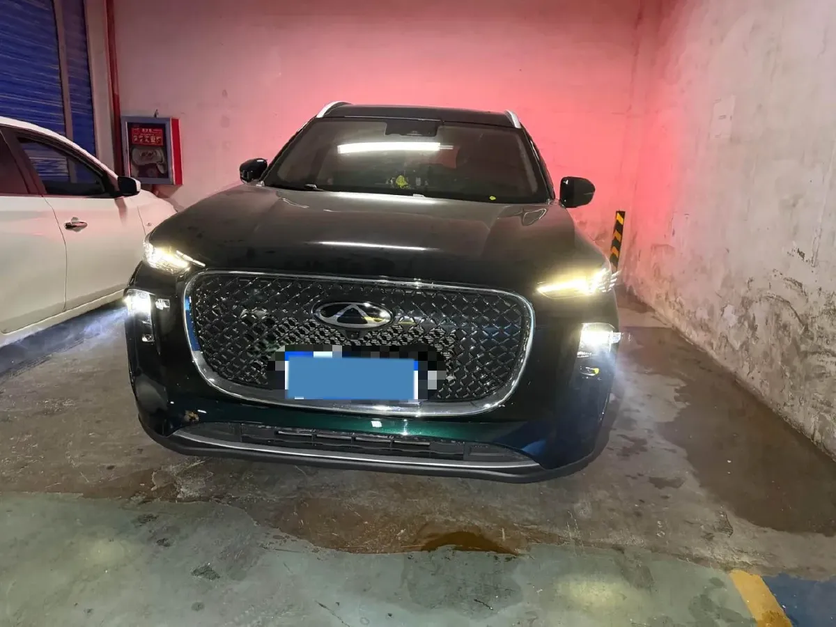 2025 Chery Tiggo 8 Plus 1.6T 197HP L4 7DCT,autocango,china used car exporter,china ev exporter,chinese used car exporter,chinese used ev exporter