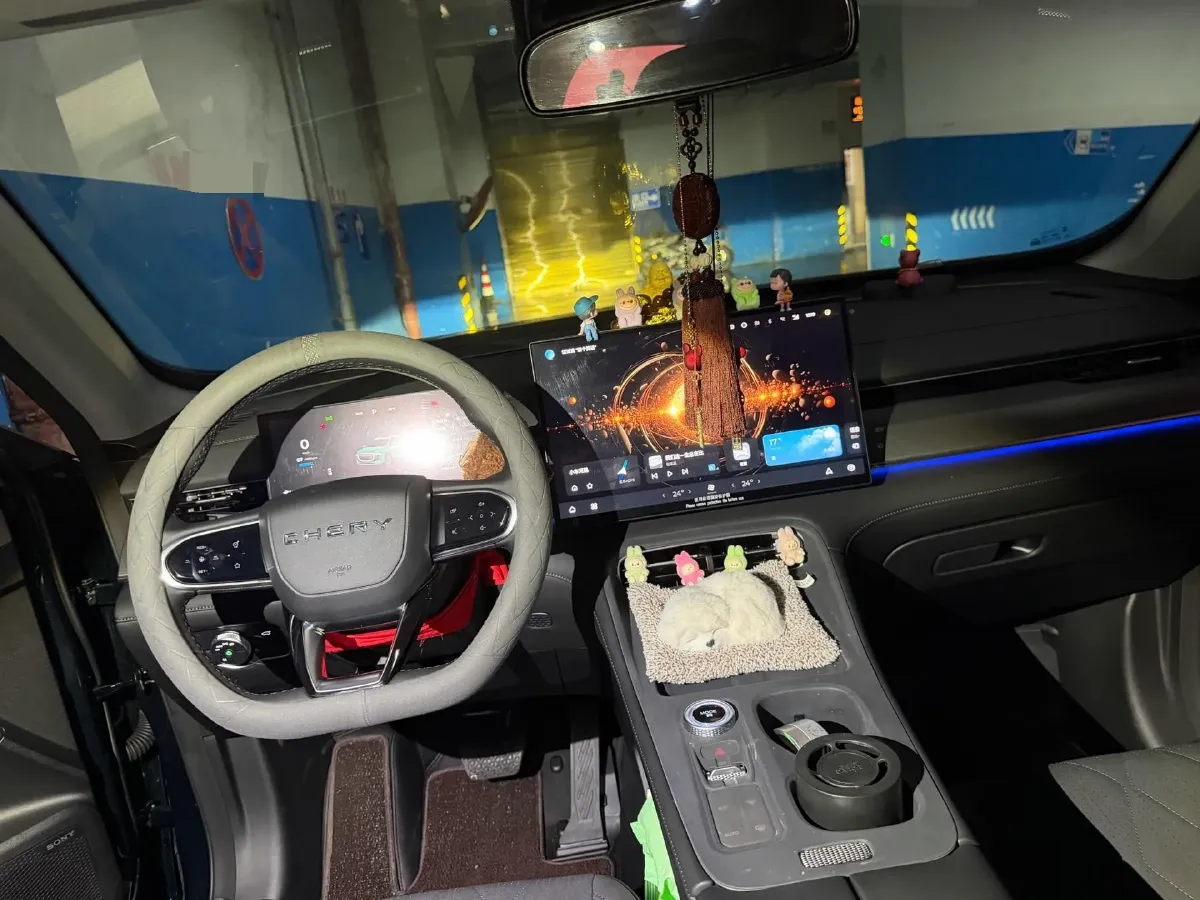 2025 Chery Tiggo 8 Plus 1.6T 197HP L4 7DCT,autocango,china used car exporter,china ev exporter,chinese used car exporter,chinese used ev exporter