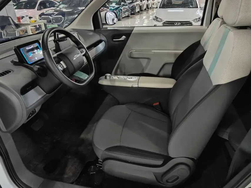 2025 LingBox BOX BEV 19.2KWH,autocango,china used car exporter,china ev exporter,chinese used car exporter,chinese used ev exporter