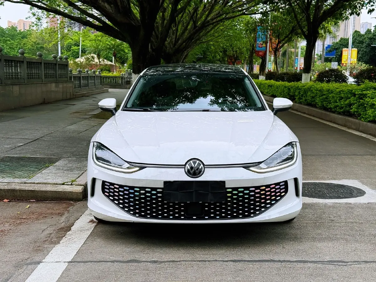 2023 Volkswagen Lamando 1.4T 150HP L4 7DCT,autocango,china used car exporter,china ev exporter,chinese used car exporter,chinese used ev exporter