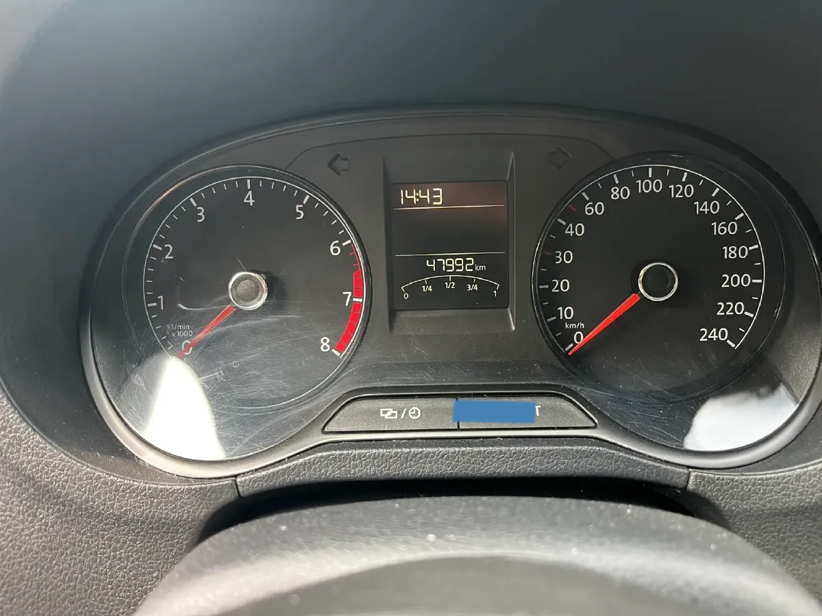 2016 Volkswagen Polo 1.4L 90HP L4 6AT,autocango,china used car exporter,china ev exporter,chinese used car exporter,chinese used ev exporter