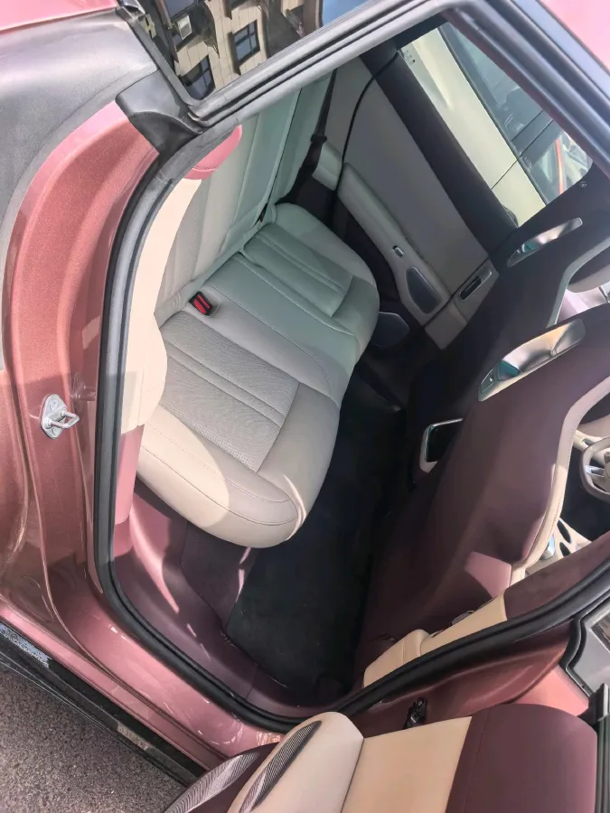 2025 MI YU7 BEV 101.7KWH,autocango,china used car exporter,china ev exporter,chinese used car exporter,chinese used ev exporter