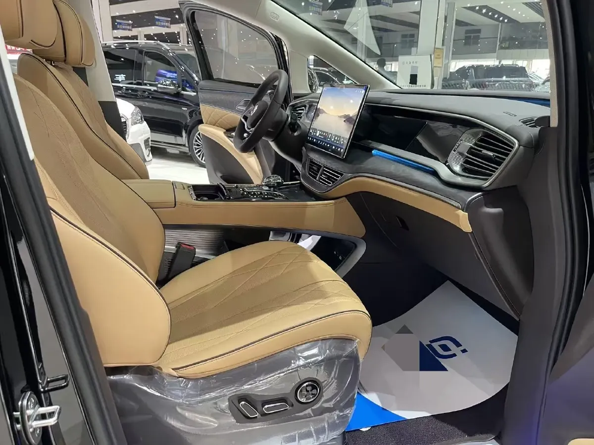 2024 Denza D9 1.5T 139HP L4 E-CVT PHEV 40KWH,autocango,china used car exporter,china ev exporter,chinese used car exporter,chinese used ev exporter