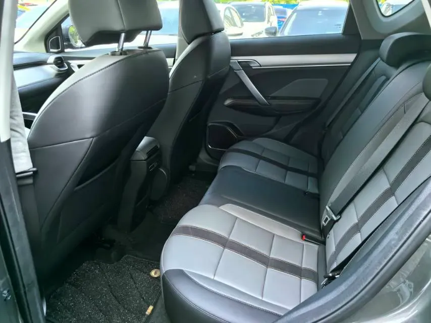 2023 Geely Coolray 1.5T 181HP L4 7DCT,autocango,china used car exporter,china ev exporter,chinese used car exporter,chinese used ev exporter