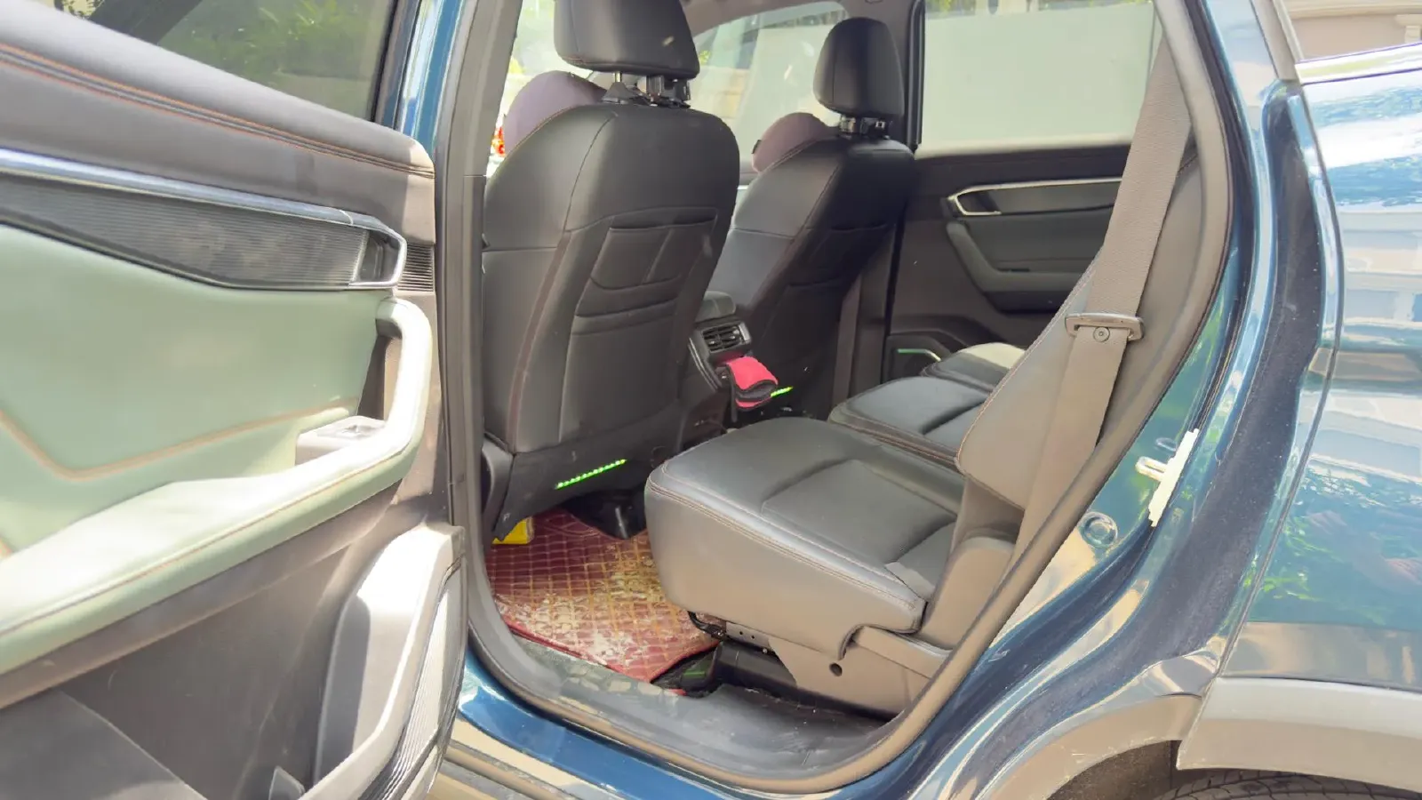 2023 Geely Okavango L 2.0T 218HP L4 7DCT,autocango,china used car exporter,china ev exporter,chinese used car exporter,chinese used ev exporter