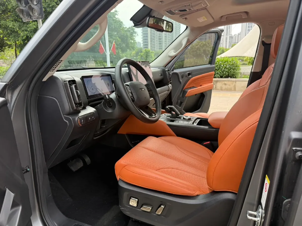 2024 Haval H9 2.0T 224HP L4 8AT,autocango,china used car exporter,china ev exporter,chinese used car exporter,chinese used ev exporter