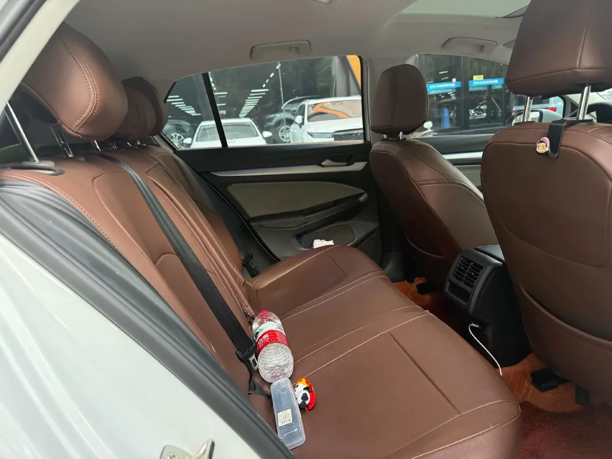 2021 Volkswagen Golf 1.4T 150HP L4 7DCT,autocango,china used car exporter,china ev exporter,chinese used car exporter,chinese used ev exporter